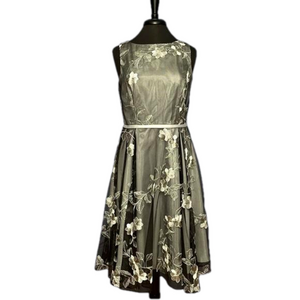 JULIAN TAYLOR Silver & Black Netting w/ Sewed Flowers A-Line & High Low Size 10